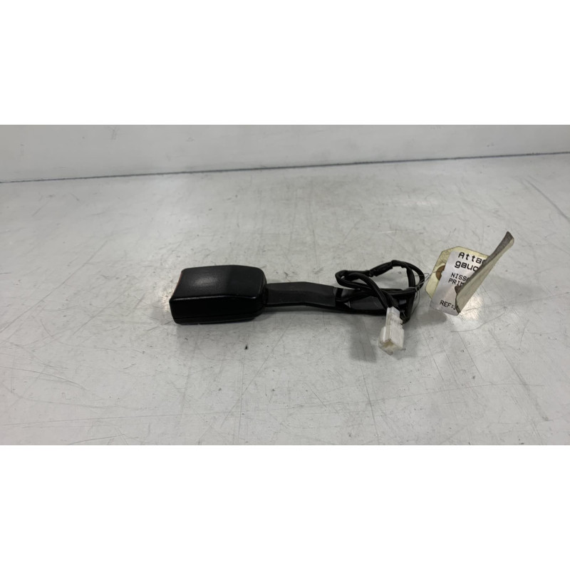 Attache ceinture avant gauche NISSAN PRIMERA 4 Photo n°2