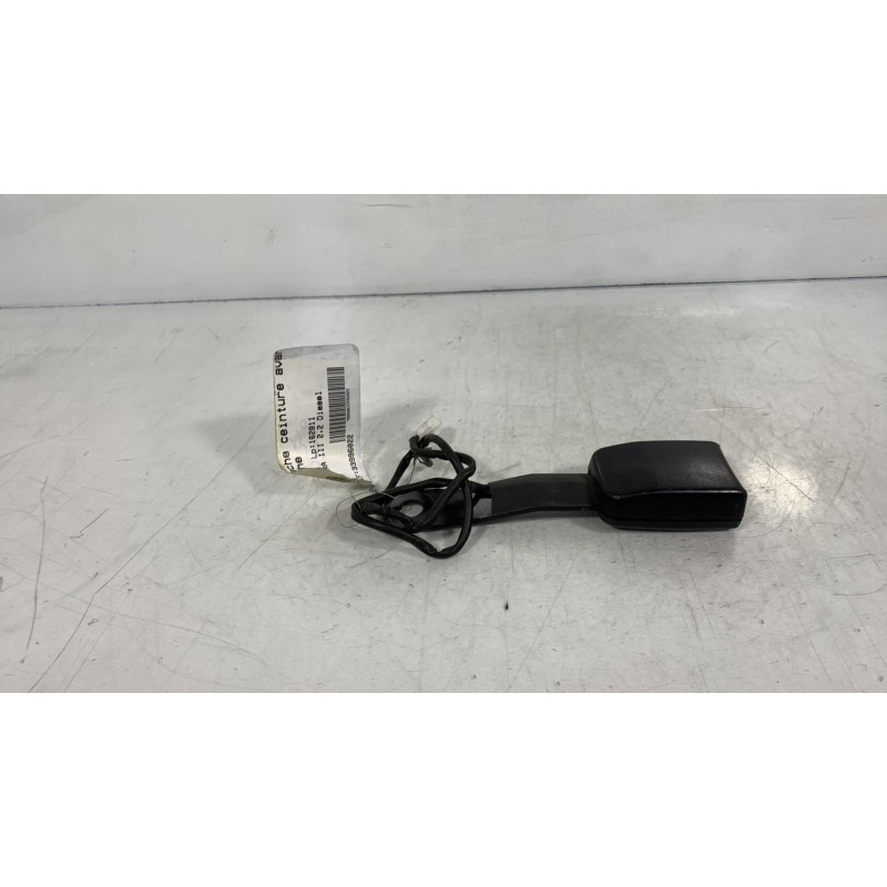 Attache ceinture avant gauche NISSAN PRIMERA 4 Photo n°3