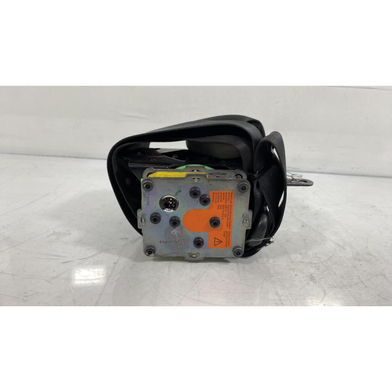 Pretensionneur de ceinture avant gauche TOYOTA YARIS 2 Photo n°3