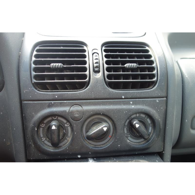 Ceinture arriere droit RENAULT LAGUNA 1 Photo n°9