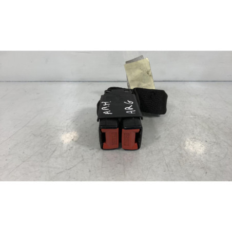Attache ceinture arriere gauche RENAULT MEGANE 1 Photo n°1