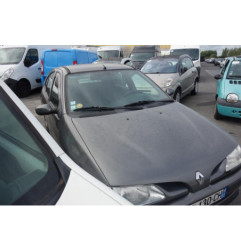 Serrure avant droit RENAULT MEGANE 1