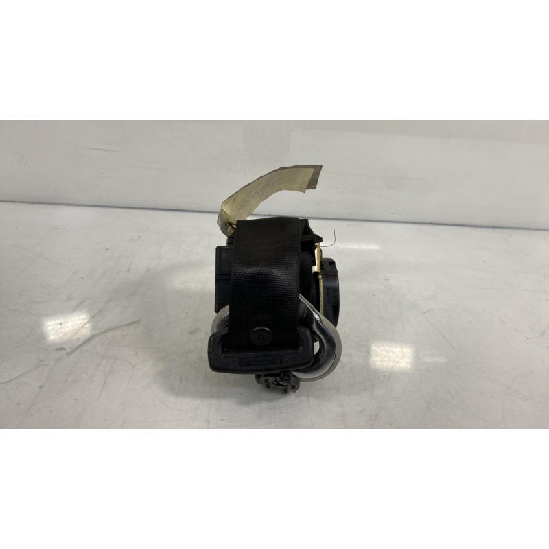 Ceinture arriere gauche VOLKSWAGEN GOLF 4 Photo n°2