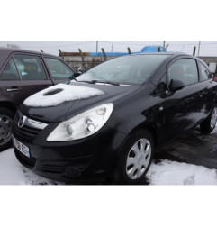 Attache ceinture arriere droit OPEL CORSA D