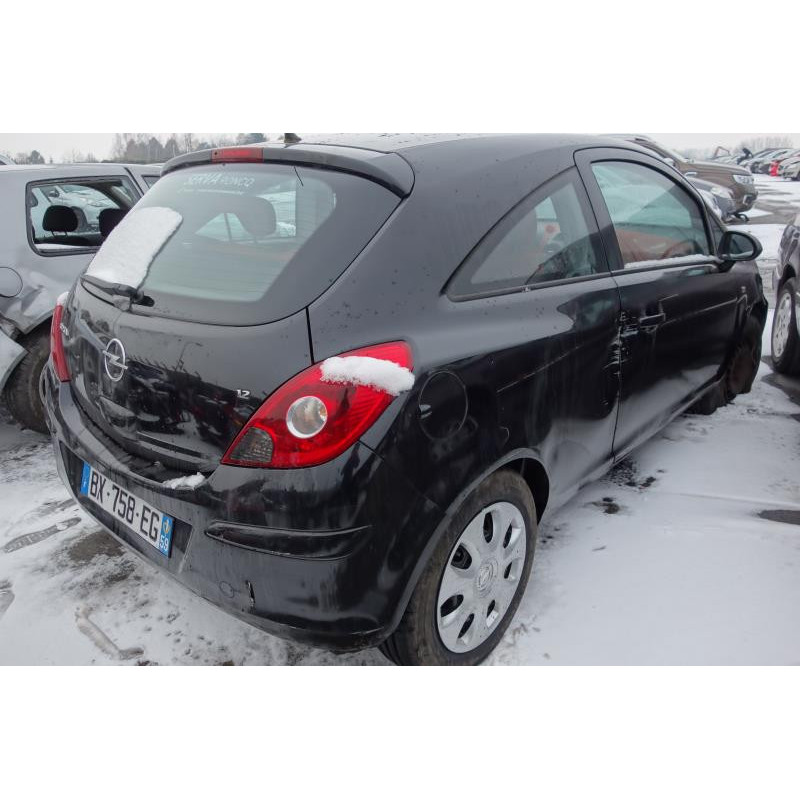 Attache ceinture arriere droit OPEL CORSA D Photo n°6