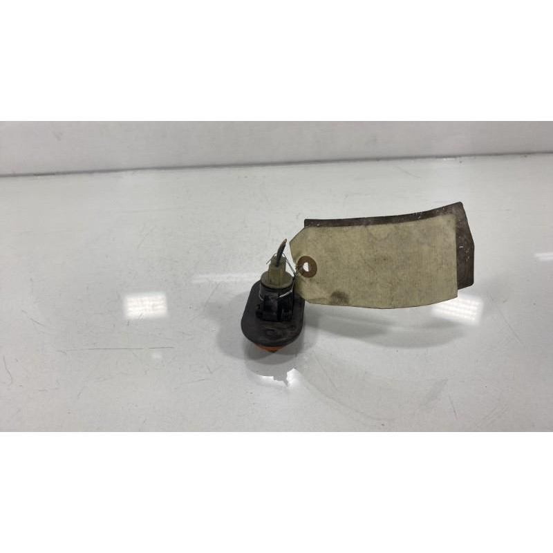Repetiteur clignotant avant gauche (Feux) RENAULT MEGANE 1 Photo n°2