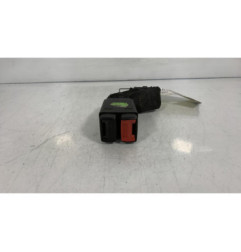 Attache ceinture arriere droit RENAULT MEGANE 1