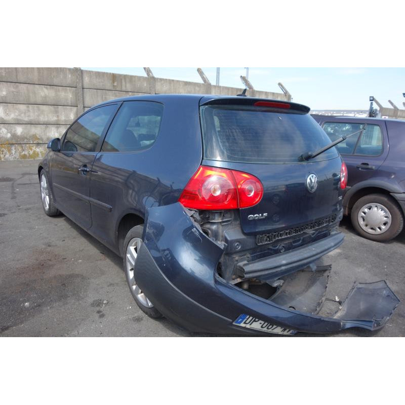 Feu arriere secondaire gauche (feux) VOLKSWAGEN GOLF 5 Photo n°7