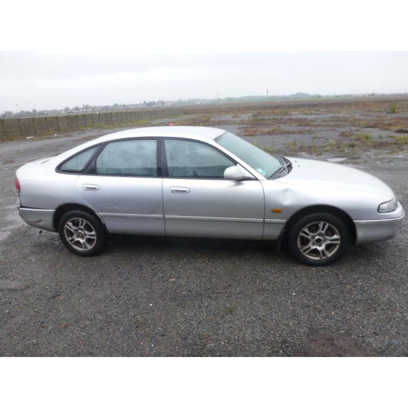 Malle/Hayon arriere MAZDA 626 3 Photo n°2