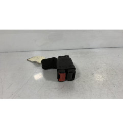 Attache ceinture arriere droit RENAULT MEGANE 1