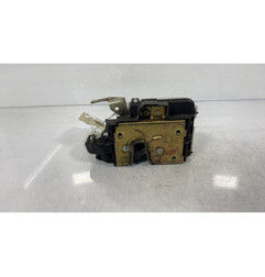 Serrure avant droit VOLKSWAGEN POLO 3