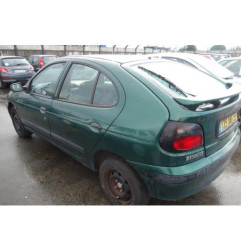 Serrure arriere droit RENAULT MEGANE 1