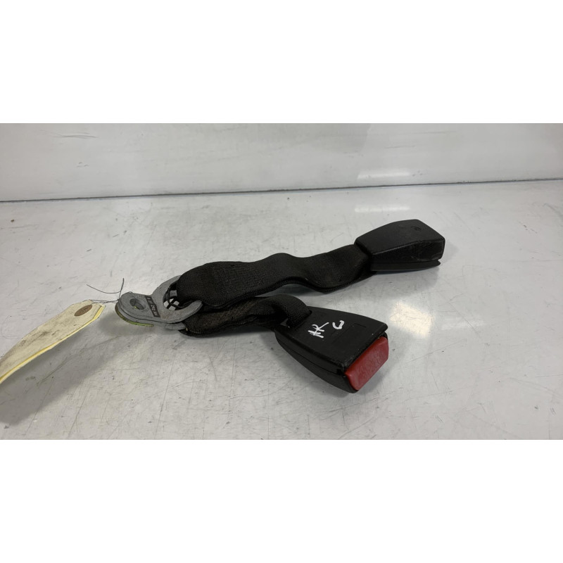 Attache ceinture arriere droit BMW SERIE 3 E46 Photo n°1