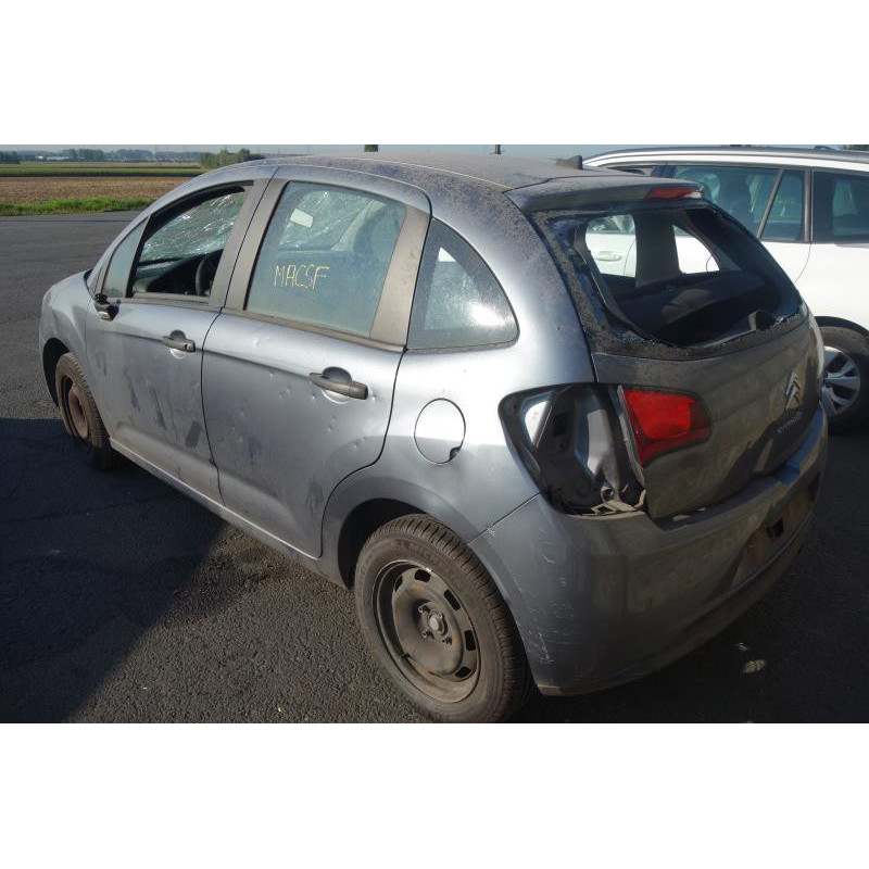 Attache ceinture avant droit CITROEN C3 2 Photo n°7