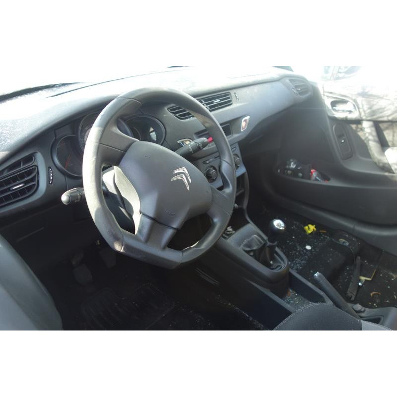 Attache ceinture avant droit CITROEN C3 2 Photo n°8