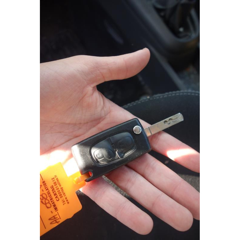 Attache ceinture avant droit CITROEN C3 2 Photo n°10