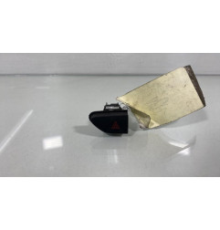 Bouton de warning RENAULT CLIO 4 Photo n°1