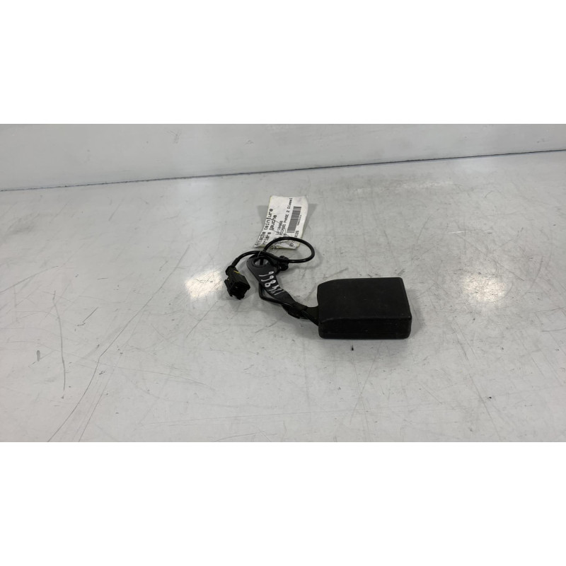 Attache ceinture arriere gauche CITROEN C4 GRAND PICASSO 1 Photo n°2