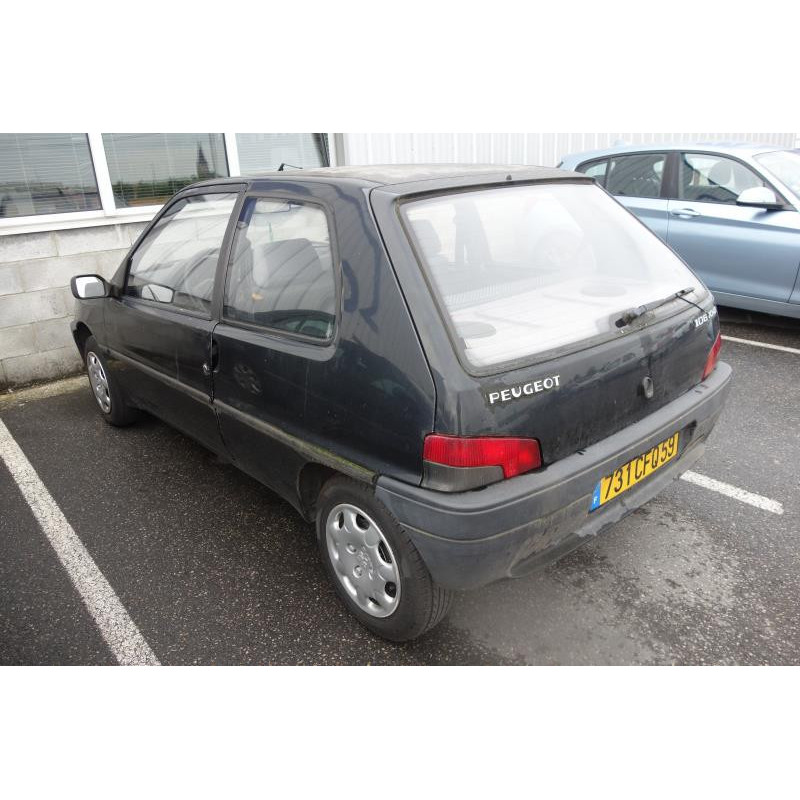 Pare choc avant PEUGEOT 106 Photo n°7
