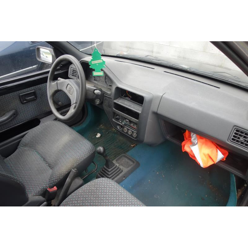 Pare choc avant PEUGEOT 106 Photo n°8