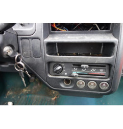 Pare choc avant PEUGEOT 106