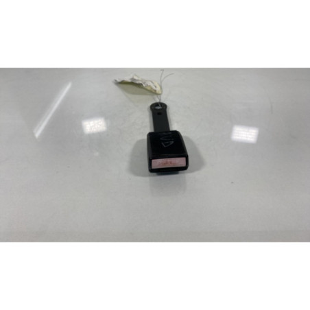 Attache ceinture avant droit PEUGEOT 206 Photo n°1