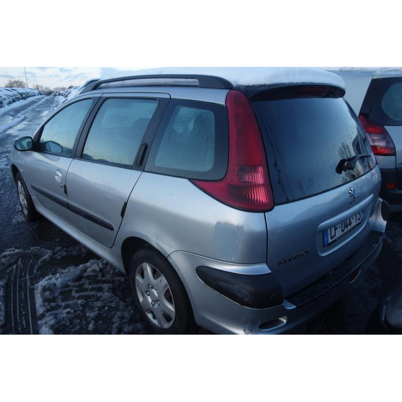 Attache ceinture avant droit PEUGEOT 206 Photo n°7