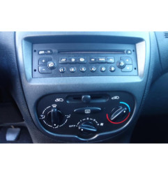 Attache ceinture avant droit PEUGEOT 206