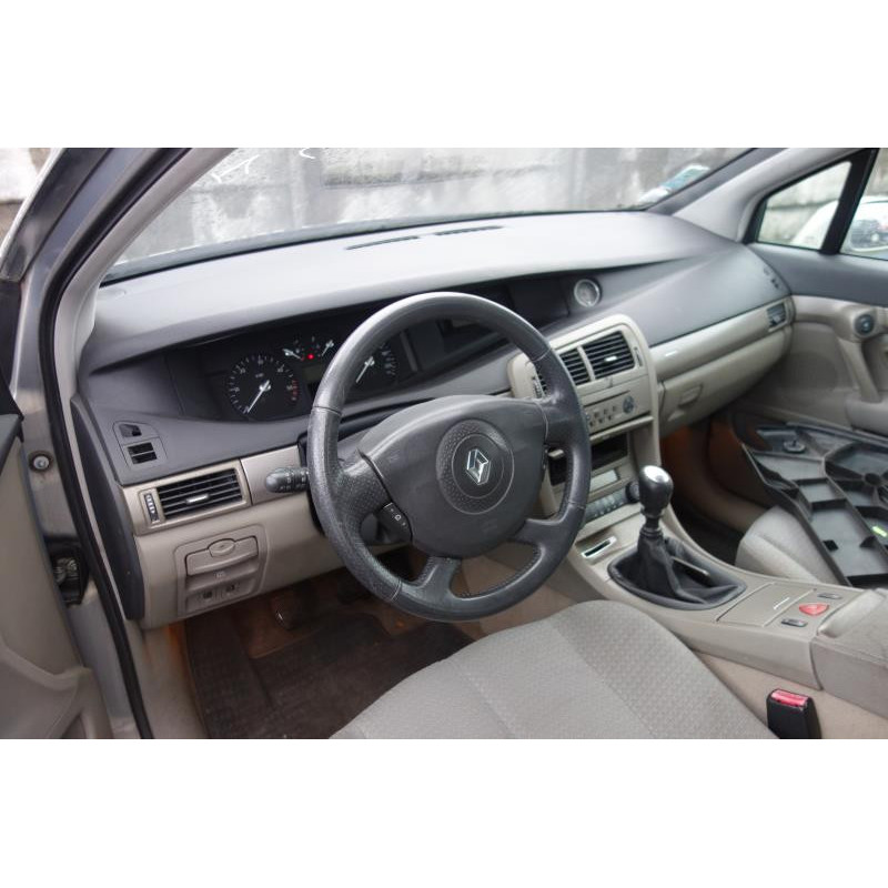 Compresseur clim RENAULT VEL SATIS Photo n°8