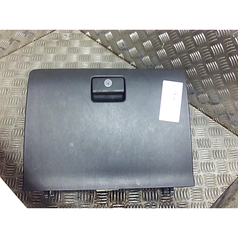 Boite a gants TOYOTA COROLLA VERSO 2 Photo n°1