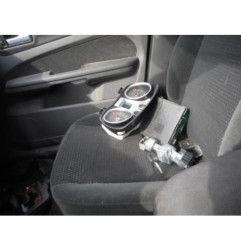 Serrure avant droit FORD FOCUS 2