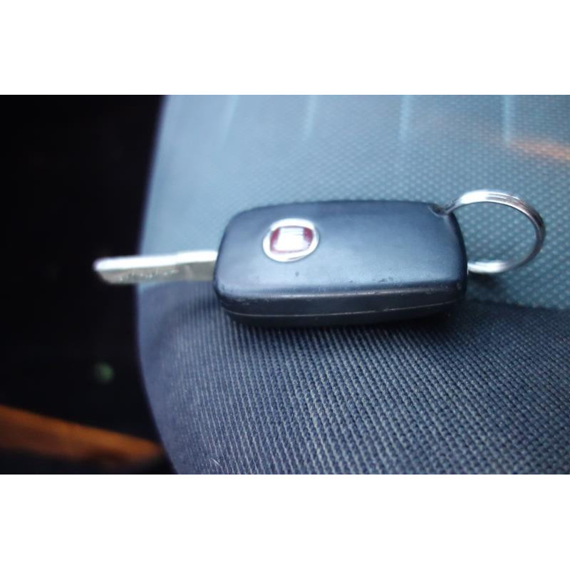 Pretensionneur de ceinture avant droit FIAT GRANDE PUNTO Photo n°11