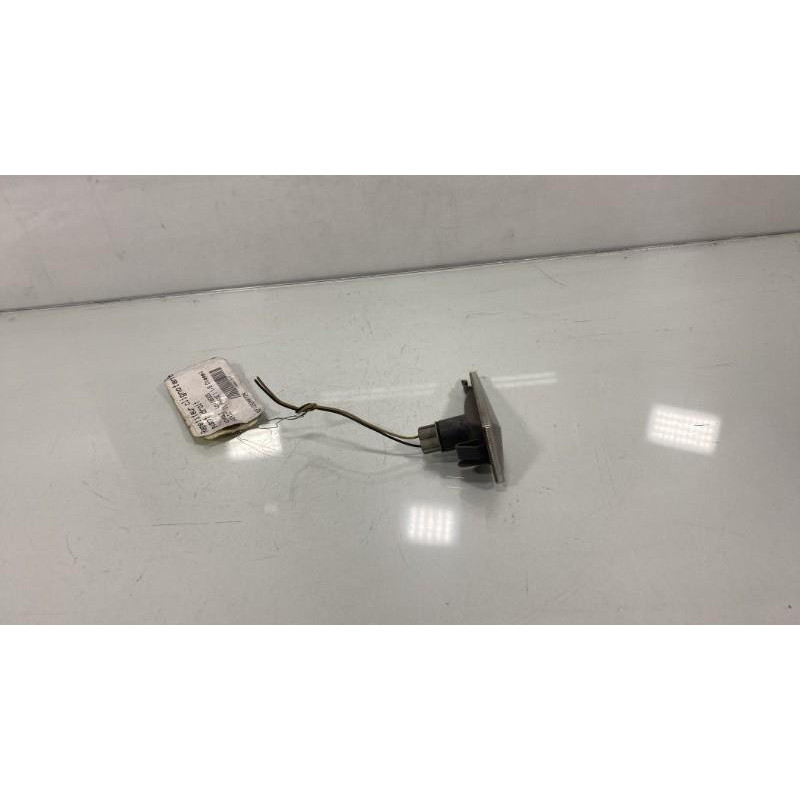 Repetiteur clignotant avant droit  (Feux) RENAULT SCENIC 2 Photo n°2