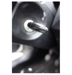 Arret de porte avant droit FORD FIESTA 5