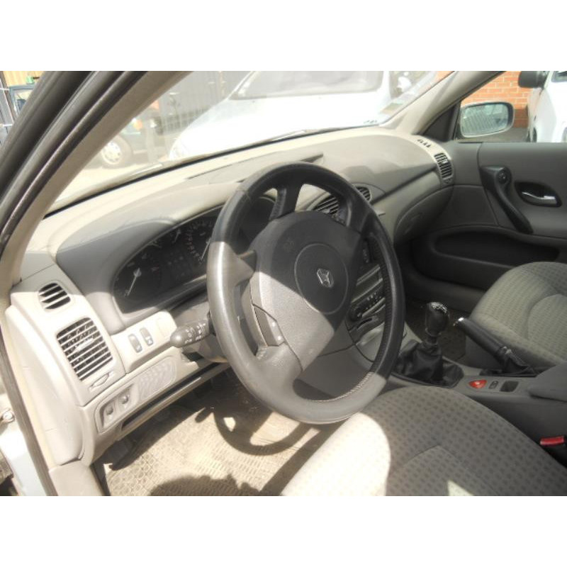 Fermeture de capot RENAULT LAGUNA 2 Photo n°8