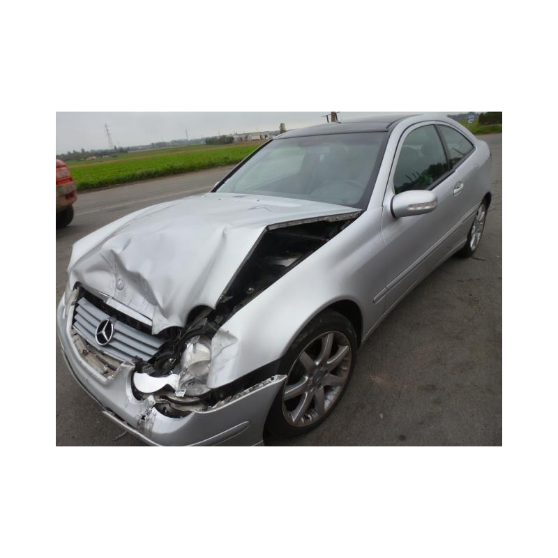 Pivot de moyeu avant gauche MERCEDES CLASSE C 203 COUPE SPORT Photo n°1