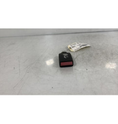 Attache ceinture arriere centrale RENAULT ESPACE 4