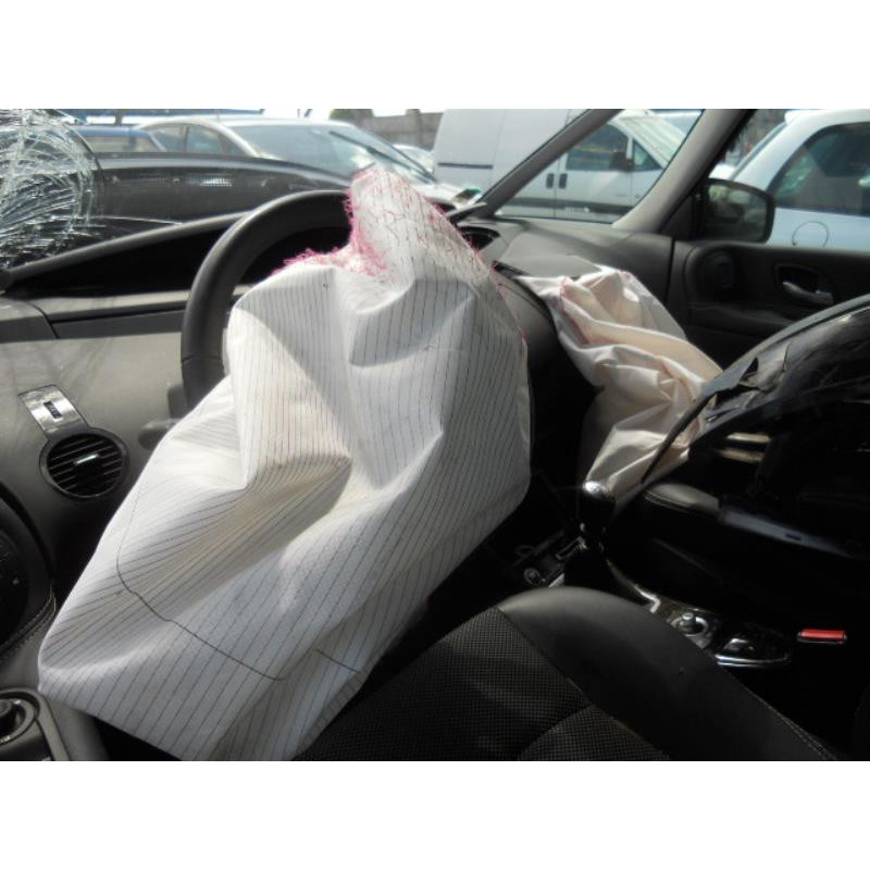 Attache ceinture arriere centrale RENAULT ESPACE 4 Photo n°10