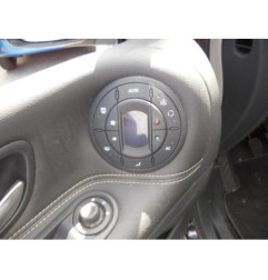 Attache ceinture arriere centrale RENAULT ESPACE 4