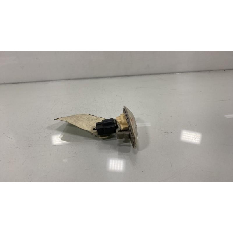 Repetiteur clignotant avant gauche (Feux) HYUNDAI I 10 1 Photo n°2