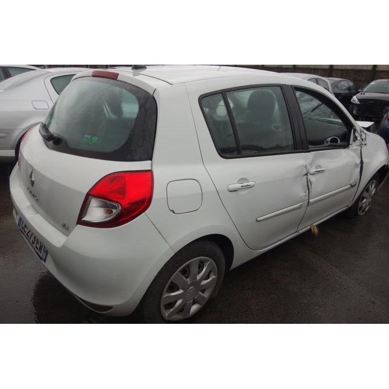 Ecran GPS RENAULT CLIO 3 Photo n°6