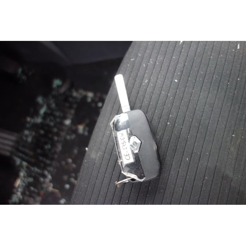 Ecran GPS RENAULT CLIO 3 Photo n°13