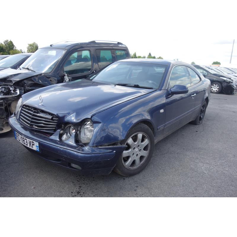 Porte avant droit MERCEDES CLASSE CLK 208 Photo n°3