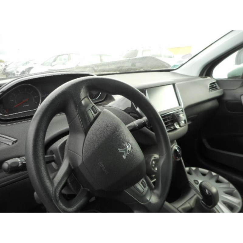 Interrupteur de leve vitre avant droit PEUGEOT 208 1 Photo n°10