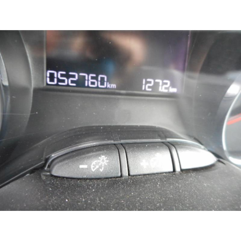 Interrupteur de leve vitre avant droit PEUGEOT 208 1 Photo n°13