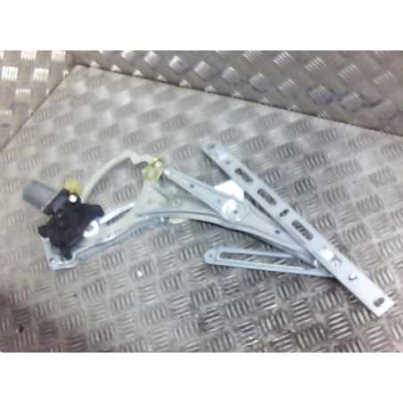 Leve vitre electrique avant droit MERCEDES CLASSE CLK 208 Photo n°1