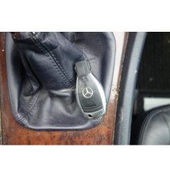 Bouton de warning MERCEDES CLASSE C 203