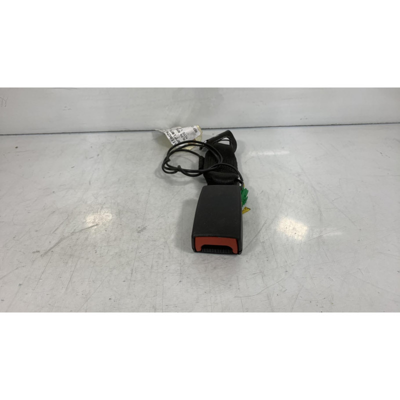 Attache ceinture arriere centrale ALFA ROMEO MITO Photo n°2