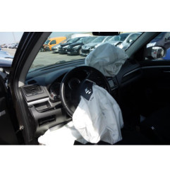 Serrure avant droit SUZUKI SWIFT 4