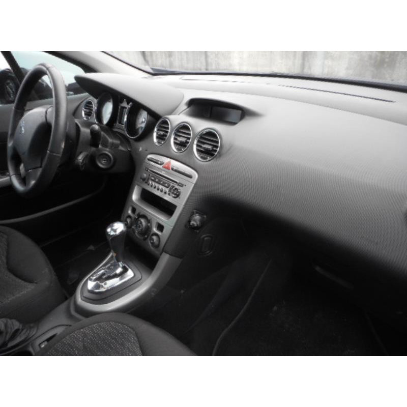 Serrure avant droit PEUGEOT 308 1 SW Photo n°9